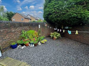 Photo 8- click for photo gallery